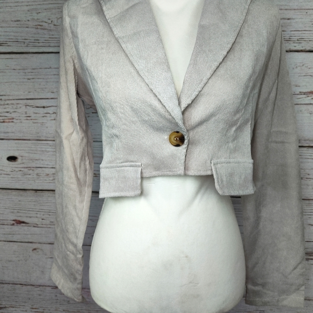 UNIQ Cropped Corduroy Blazer Jacket - Picture 5 of 8